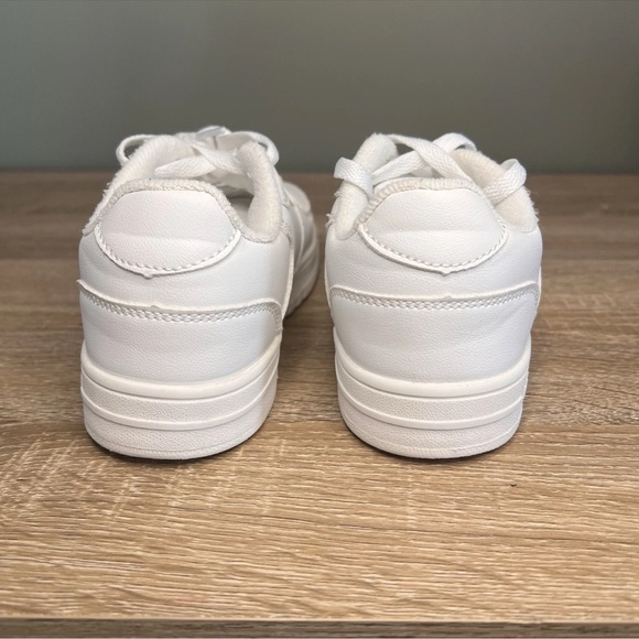 Nautica Kids White Sneakers – Youth Size 2 - Picture 5 of 7